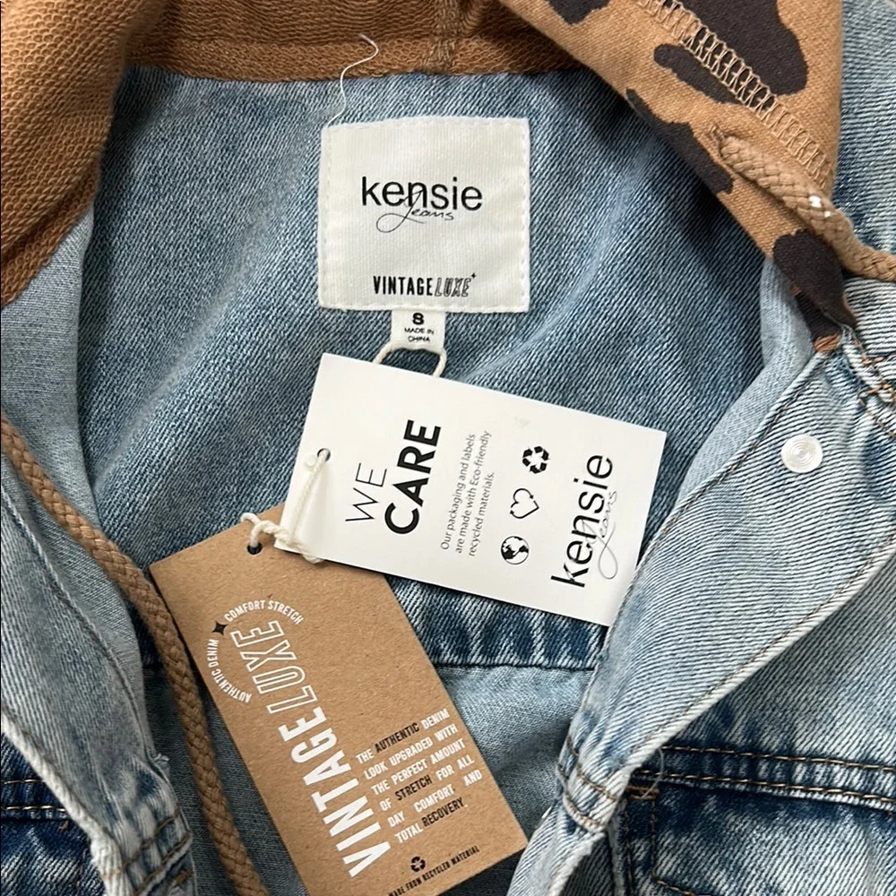 Kensie Blue and Brown Cropped Jean Jacket with Leopard Print - Picture 2 of 3